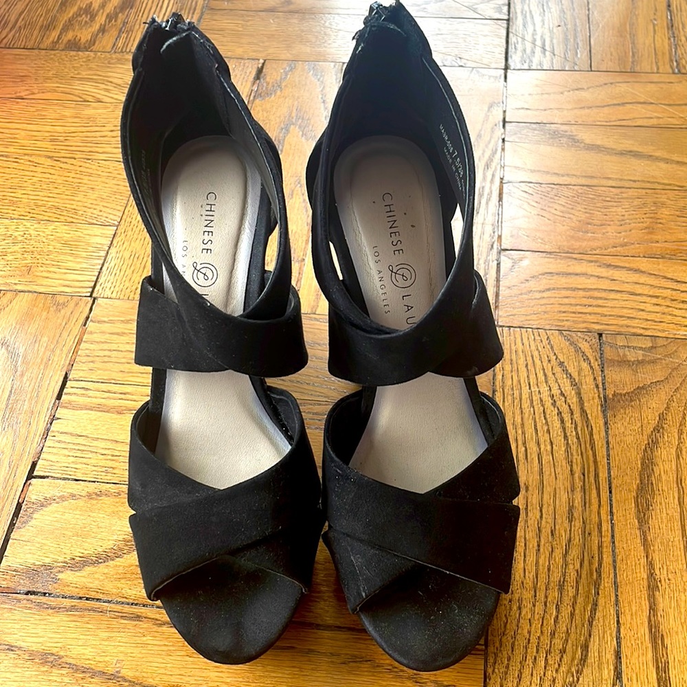 Chinese Laundry wedge shoes. Size 7.5